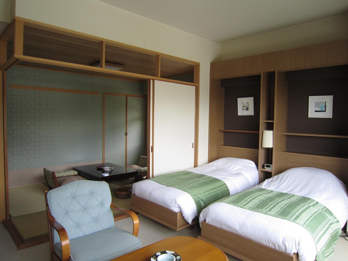 Hotel Spax Kusatsu Kusatsu  Exteriör bild
